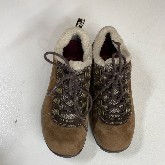 Merrell shoes size 6.5 - Picture 3 of 4